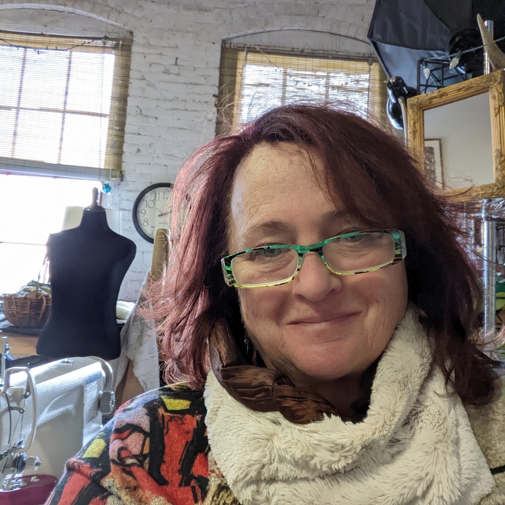 Meet your Posher, Robin